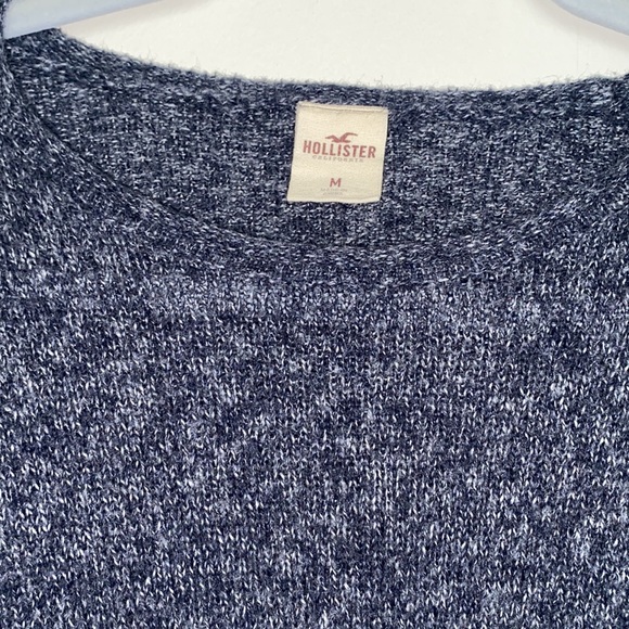 Women’s Hollister Blue Scoop Neck Sweater - Picture 3 of 5